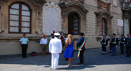 Cerimonia congiunta Italo-Canadese, commemorazione ieri a piazza Universit&agrave; dell&rsquo;Anniversario sbarco delle Truppe alleate in Sicilia