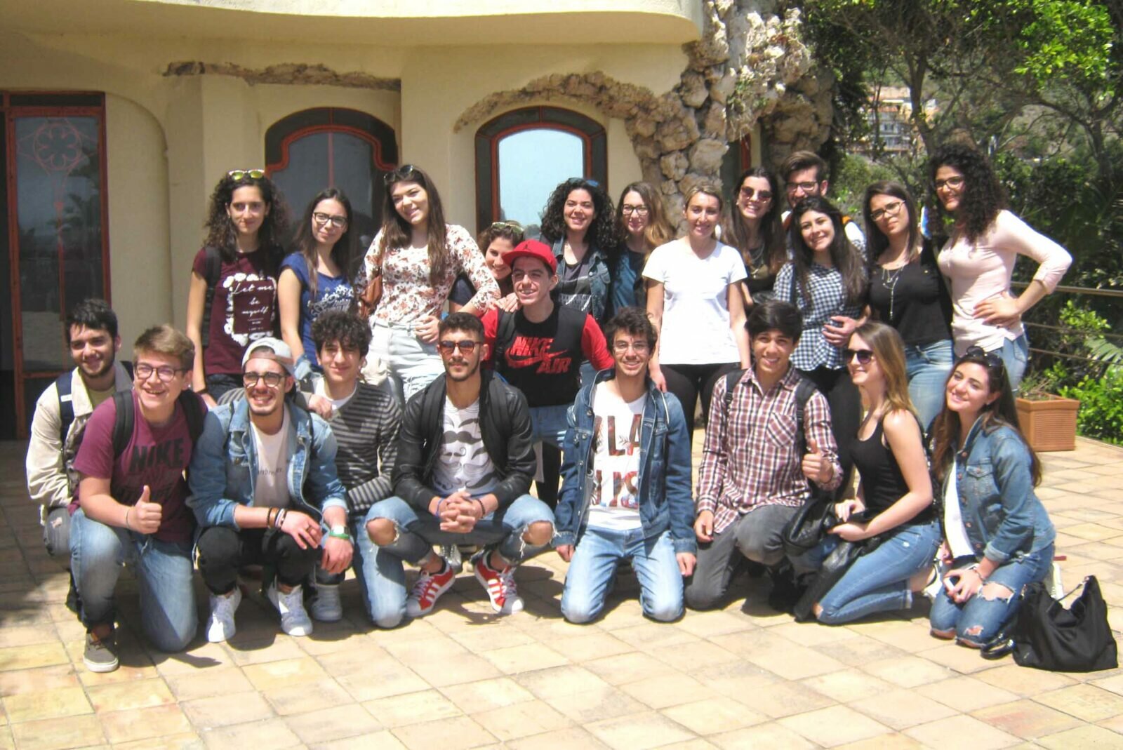 Taormina, Isola Bella, studenti del Liceo scientifico &ldquo;Fermi&rdquo; di Patern&ograve; in visita in occasione della giornata della Biodiversit&agrave;
