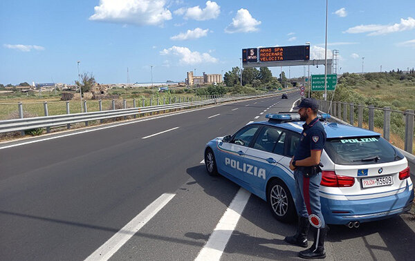 Compartimento Polizia Stradale Sicilia orientale - sezione di Catania, Operazione ROADPOL "Safe Holidays" Compartimento Polizia Stradale Sicilia orientale - sezione di Catania, Operazione ROADPOL "Safe Holidays"