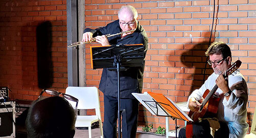 Il 29 ottobre, per "Palcoscenico Catania", nella Parrocchia Beata Vergine Maria in cielo Assunta, il concerto chitarra e flauto di Salvatore Daniele Pidone e Giuseppe Mario Finocchiaro Il 29 ottobre, per "Palcoscenico Catania", nella Parrocchia Beata Vergine Maria in cielo Assunta, il concerto chitarra e flauto di Salvatore Daniele Pidone e Giuseppe Mario Finocchiaro
