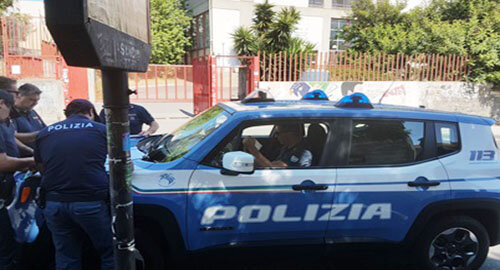 Primo giorno di scuola e piano di controllo del Commissariato Borgo Ognina, massima sicurezza per i ragazzi Primo giorno di scuola e piano di controllo del Commissariato Borgo Ognina, massima sicurezza per i ragazzi