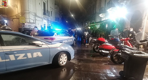 Movida, controllo del territorio delle Forze dell'Ordine ad Aci Trezza, sanzionati vari giovani, controllati esercizi pubblici, un arresto a Catania