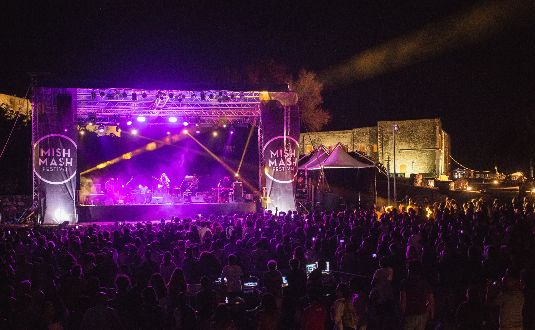 Dall'8 all'11 agosto "Mish Mash", festival di musica elettronica, pop, rock e indie del Castello di Milazzo Dall'8 all'11 agosto "Mish Mash", festival di musica elettronica, pop, rock e indie del Castello di Milazzo