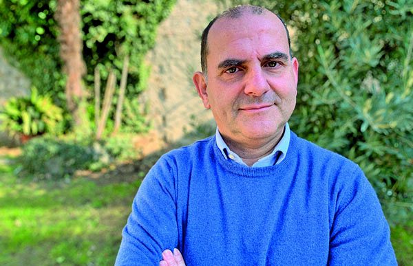 "Corpo, sesso, relazioni nell&rsquo;era di internet", lo psicoterapeuta Alberto Pellai domani al "Teatro Nuovo Sipario Blu"