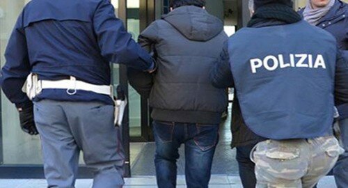 Ondata di arresti della Polizia ieri in citt&agrave;