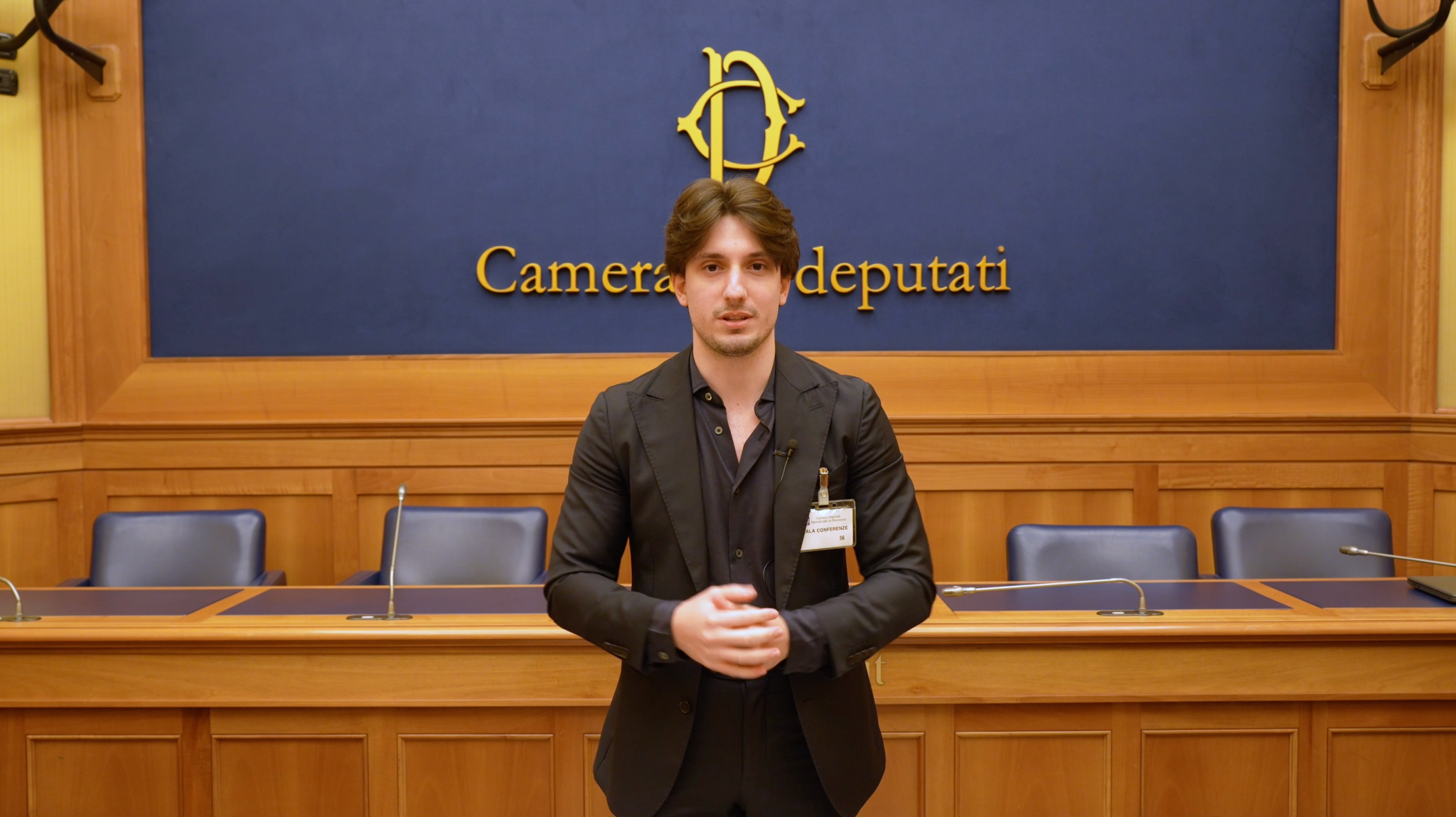 Come Gabriele Stoppello usa il libro per creare reputazione e opportunit&agrave;
