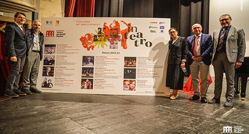 Il Teatro Garibaldi di Modica riapre le sue porte al pubblico con una ricca stagione Il Teatro Garibaldi di Modica riapre le sue porte al pubblico con una ricca stagione