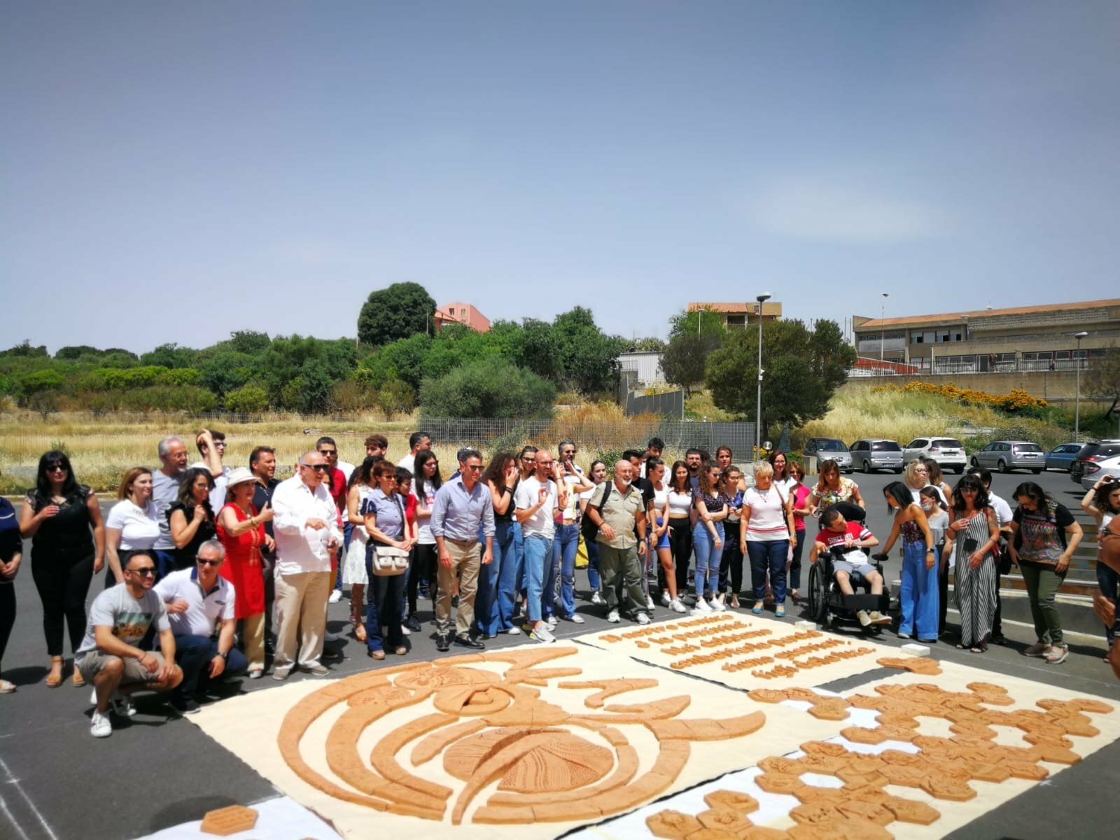 A Librino con l'apertura delle scuole via all'allestimento dell'opera monumentale "La Porta delle Farfalle" di Antonio Presti