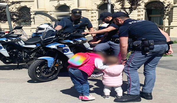 Iniziativa di prossimit&agrave; della Polizia di Stato a Caltagirone