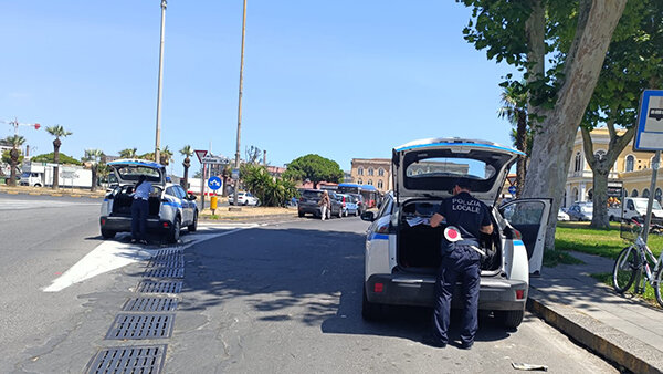 Polizia municipale, intensificati servizi di controllo dei reparti commerciale e stradale