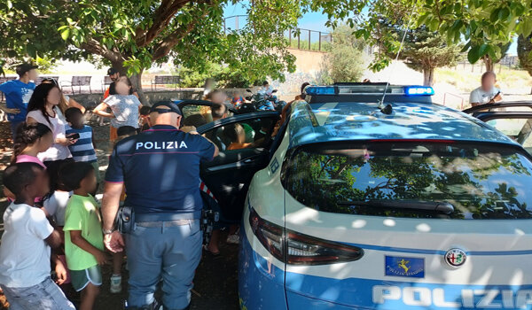 "E&hellip;state con noi 2025&rdquo;, la campagna itinerante della Polizia di Stato per la sicurezza stradala ha fatto tappa a Librino