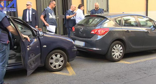 Operazione "Giano bifronte" della Dia, buco di dieci milioni di euro all'Istituto Lucia Mangano di Sant'Agata Li Battiati, tra gli arrestati Corrado Labisi