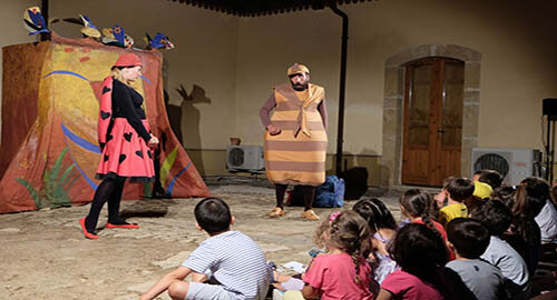 Conclusa a Caltagirone la Rassegna "Teatro al Bosco" curata da "Nave Argo", entusiasmo del pubblico di bambini e adulti Conclusa a Caltagirone la Rassegna "Teatro al Bosco" curata da "Nave Argo", entusiasmo del pubblico di bambini e adulti