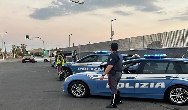 La Polizia di Stato denuncia un uomo alla guida della sua auto sotto l’effetto di droga, decurtati 30 punti dalle patenti ed elevate 17 sanzioni per violazioni al Cds La Polizia di Stato denuncia un uomo alla guida della sua auto sotto l’effetto di droga, decurtati 30 punti dalle patenti ed elevate 17 sanzioni per violazioni al Cds