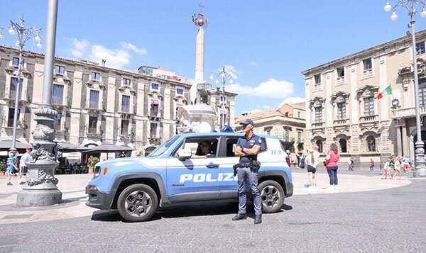 Detenuta ai domiciliari evade a "San Cristoforo", denunciata dal Commissariato Centrale