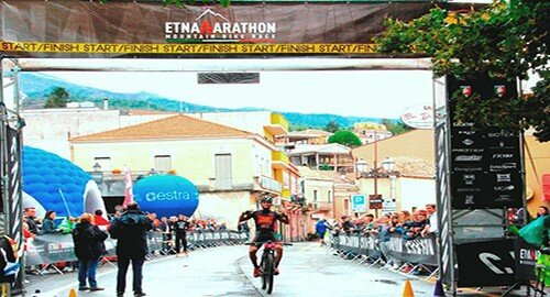 MTB-Etna Marathon, Giuseppe Di Salvo replica il successo dello scorso anno, tra le donne vittoria della iberica Ada Xinxo Morera