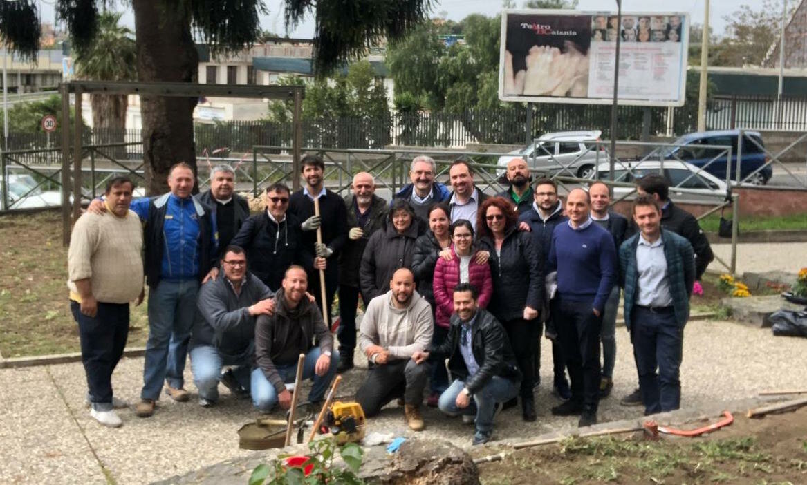 A Gravina volontari al Parco San Paolo: pulizia e nuove piantine