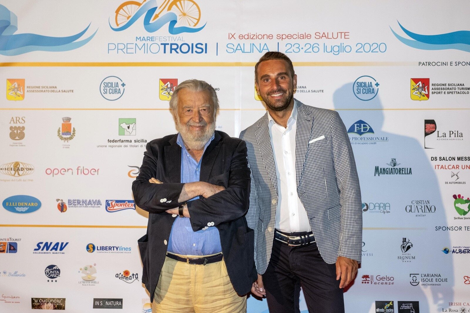Pupi Avati ritira il Premio Troisi e annuncia: “Sto per girare il mio 51esimo film" Pupi Avati ritira il Premio Troisi e annuncia: “Sto per girare il mio 51esimo film"