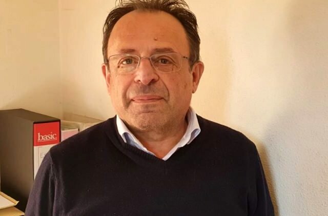 foto-carmelo-finocchiaro-pres--naz--confedercontribuenti-1432518339.jpeg