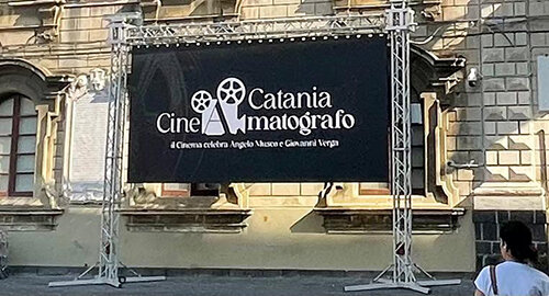 Maxischermo ogni venerd&igrave; sera in piazza Universit&agrave; con film di Angelo Musco e ispirati agli scritti di Giovanni Verga