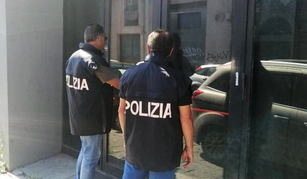 Controlli della Polizia di Stato in una discoteca del Centro, riscontrate irregolarit&agrave;, sospesa attivit&agrave; per 7 giorni