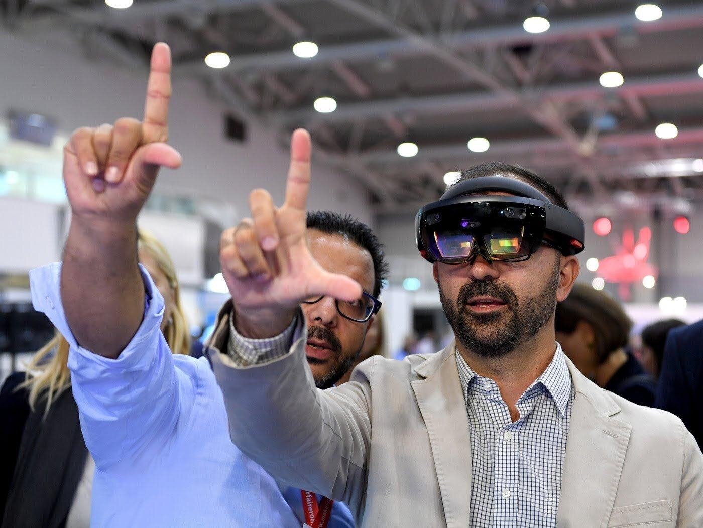 Il ministro Fioramonti “scopre” le ricerche in Machine Learning e Computer Vision dell’Università di Catania Il ministro Fioramonti “scopre” le ricerche in Machine Learning e Computer Vision dell’Università di Catania