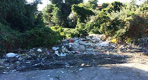 Discarica in via Gioviale, vicino la scuola Petrarca, segnalazione della consigliera comunale Erika Marco: &ldquo;Manca il senso civico da parte dei cittadini"