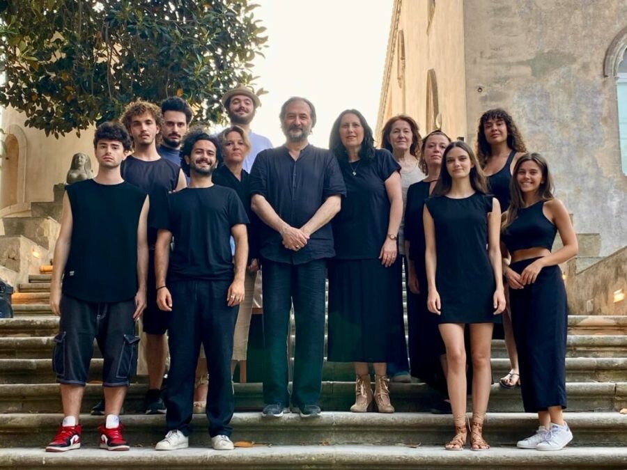 &ldquo;A birritta cu &lsquo;i ciancianeddi&rdquo; di Luigi Pirandello al Castello di Donnafugata