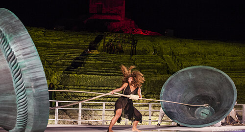 Conclusa a Siracusa "Inda 2020 Per voci sole" con la performance di Mircea Cantor
