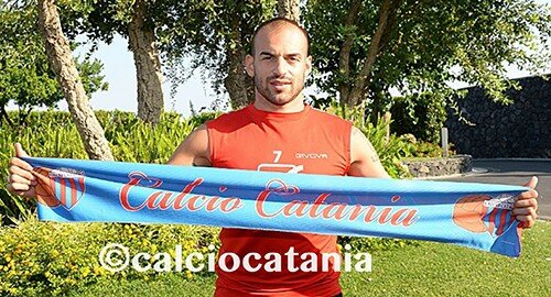 Lega Pro, l'attaccante Davis Curiale al Catania, per lui un contratto biennale Lega Pro, l'attaccante Davis Curiale al Catania, per lui un contratto biennale