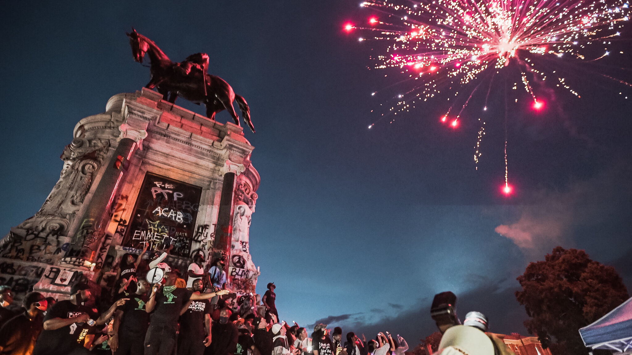"Stonebreakers" di Valerio Ciriaci, la battaglia sui monumenti storici in un'America scossa dalle rivolte del movimento&nbsp;Black Lives Matter