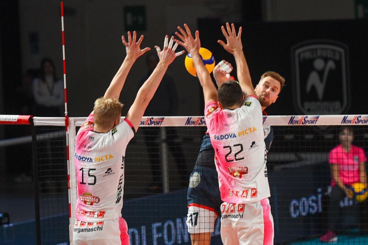SuperLega, Farmitalia Saturnia sconfitta 3-1 in trasferta dal Padova