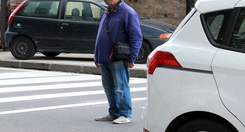 Ancora controlli e denunce in citt&agrave; contro i posteggiatori abusivi, sequestrato denaro