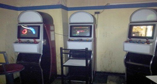 La Polizia Amministrativa controlla sala giochi a Catania e sequestra immobile ed apparecchi elettronici La Polizia Amministrativa controlla sala giochi a Catania e sequestra immobile ed apparecchi elettronici