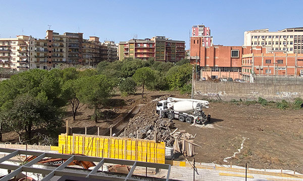 Centro Comunale di Raccolta Rifiuti a "Borgo-Sanzio", ieri incontro tra assessore Ambiente, Ecologia e Verde Pubblico e consiglieri Scuderi e Cerri e alcuni residenti Centro Comunale di Raccolta Rifiuti a "Borgo-Sanzio", ieri incontro tra assessore Ambiente, Ecologia e Verde Pubblico e consiglieri Scuderi e Cerri e alcuni residenti