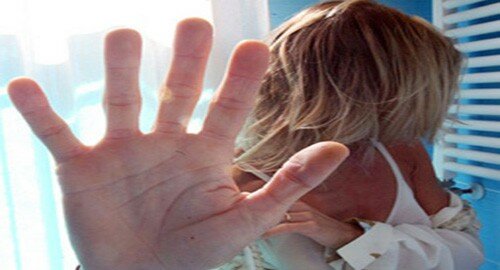 Giovane arrestato dalla Polizia per stalking