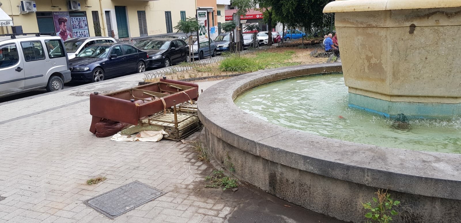 Cura e decoro costante per Piazza 2 Giugno 1946, la richiesta del consigliere Giuseppe Zingale