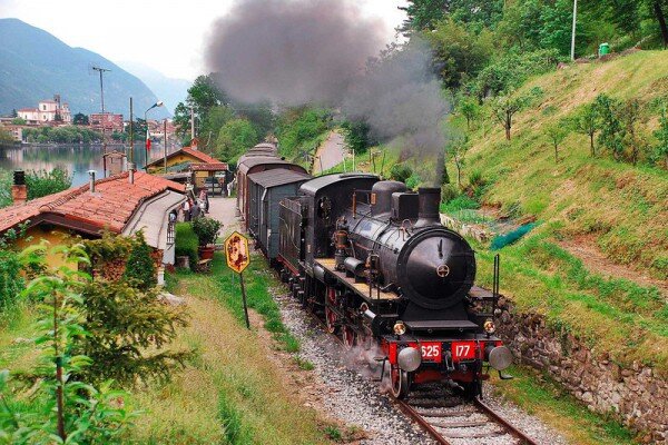 Treni storici del Gusto verso Castel di Tusa e Fiumara d’Arte il 15 settembre Treni storici del Gusto verso Castel di Tusa e Fiumara d’Arte il 15 settembre