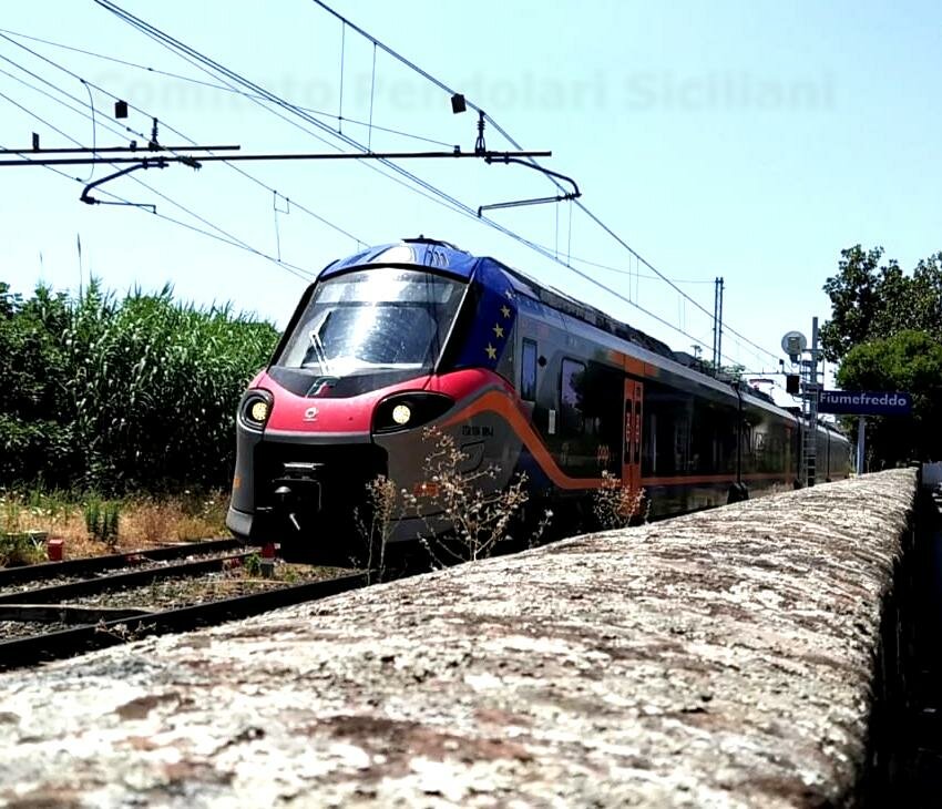 Trasporti, Comitato Pendolari: "In Sicilia treni veloci? A che servono..."