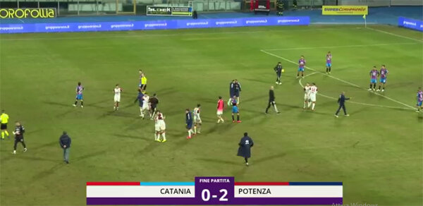 Serie C, Catania castigato al "Massimino" dal Potenza e dalla doppietta di Caturano, fallito anche un rigore con Stoppa