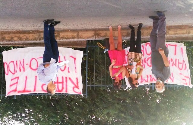 Sit in per riaprire l'asilo nido del movimento politico "CambiAmo Mineo" Sit in per riaprire l'asilo nido del movimento politico "CambiAmo Mineo"