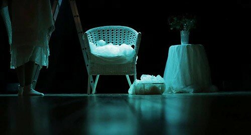 Dopo le "Principesse senza corona" di Barbara Gallo stasera in scena al Giardino Fava di Catania "Sempre tua" di Antonella Caldarella Dopo le "Principesse senza corona" di Barbara Gallo stasera in scena al Giardino Fava di Catania "Sempre tua" di Antonella Caldarella