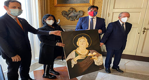 Sant'Agata 2021, a Palazzo degli Elefanti l'omaggio in pittura di una giovane artista