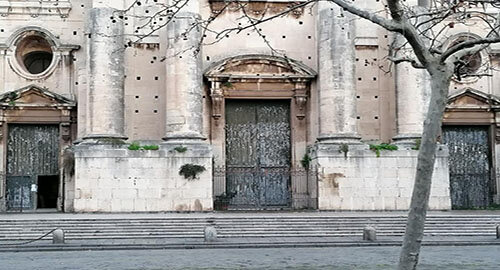 Al via il restauro della scalinata e dei tre portoni della chiesa San Nicol&ograve; l'Arena