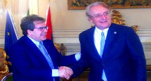 Migranti, Catania diventa hub per assistenza sanitaria, firmato protocollo d'intesa Comune-Occam