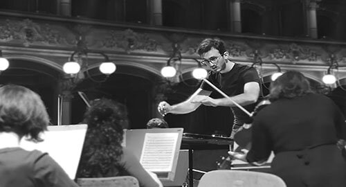 Il 2 luglio (replica il 20), per "Corti e Castelli", nella corte del Museo Diocesano di Catania il concerto "Bach vs. Mozart" dei giovani pianisti Francesco Morabito e Chiara Giuffrida, diretti dal maestro Daniele Costa