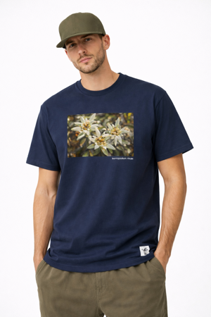 t-shirt-flower-line