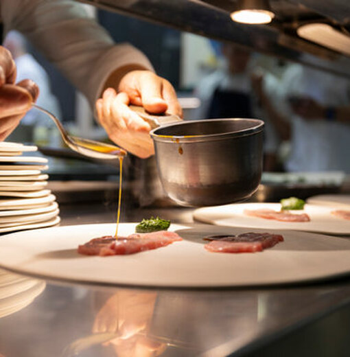 5f04df_8ee81c620c4544d5abe70f3e65a44b6f-mv2.jpeg 5f04df_8ee81c620c4544d5abe70f3e65a44b6f-mv2.jpeg