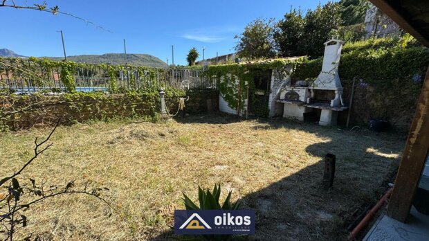 VILLA IN RESIDENCE