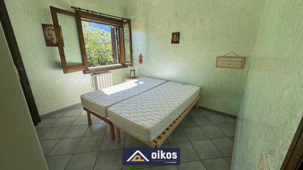 VILLA IN RESIDENCE